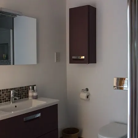 Bed & Breakfast Holywell Bay 4*